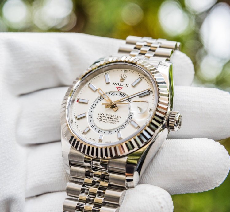 Rolex Sky-dweller Unworn 2022 Sky-dweller 326934 White Dial On Jubilee