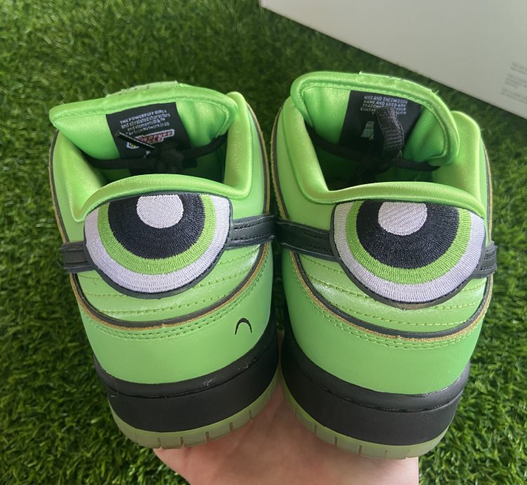 Nike Sb Dunk Low The Powerpuff Girls Buttercup