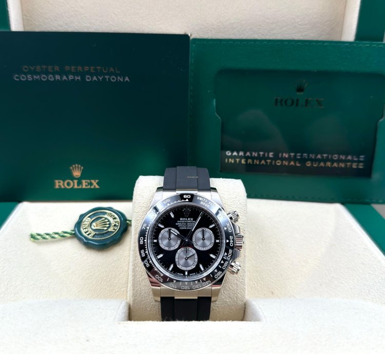 Rolex Daytona Unworn Cosmograph Daytona 40mm Black Dial White Gold Oysterflex 126519ln Box Papers 2025