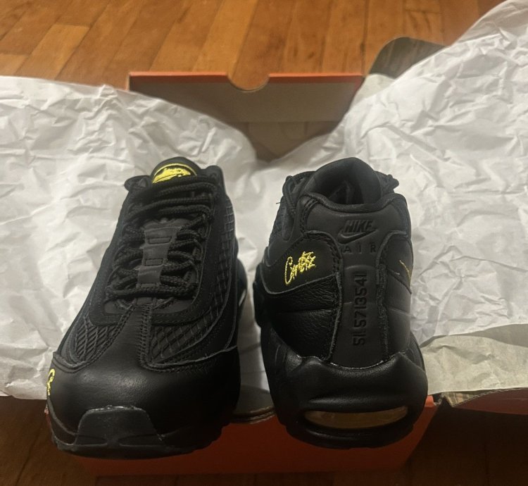 Corteiz Airmax 95 Honey Blacks