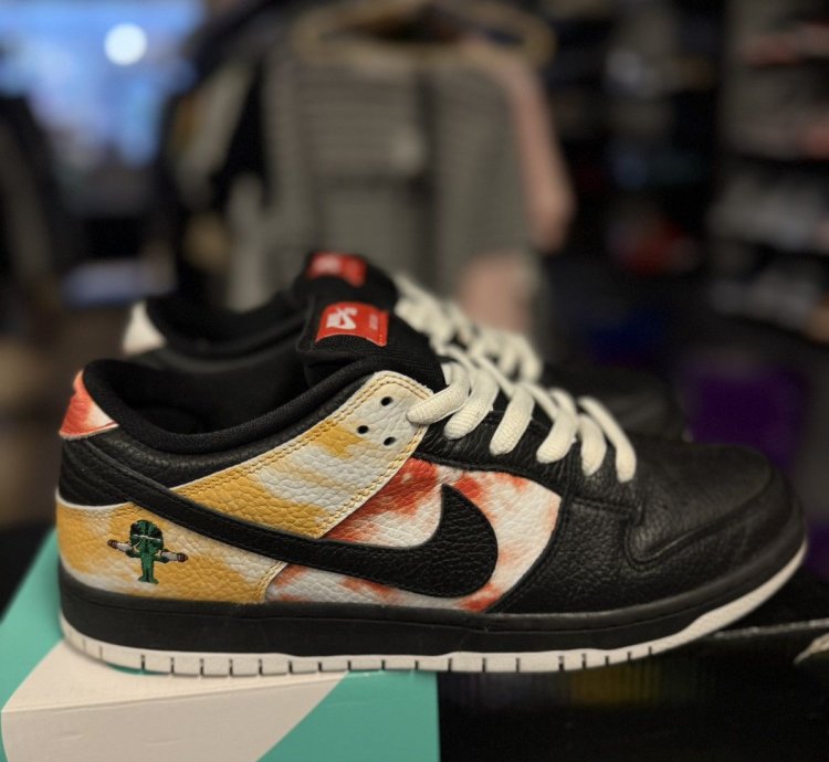 Nike Sb Dunk Low Tie Dye Ray Gun Black Size 11 Bq6832-001