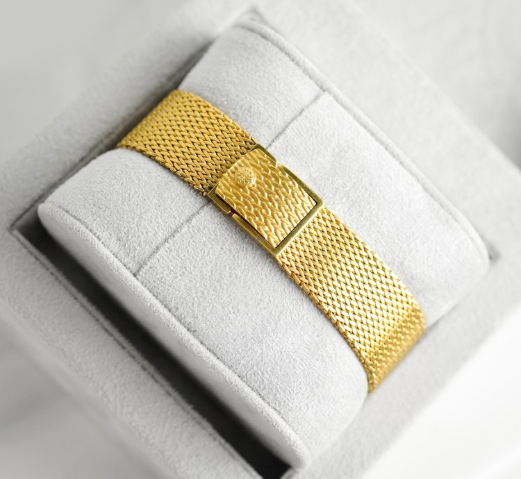 Patek Philippe Vintage Baguette Diamond Onyx 18k Yellow Gold 33mm Manual Winding