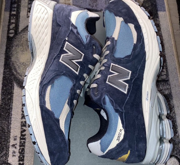 New Balance 2002r Protection Pack Navy