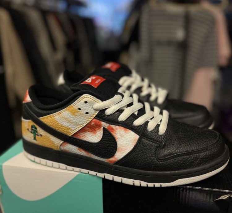 Nike Sb Dunk Low Tie Dye Ray Gun Black Size 11 Bq6832-001