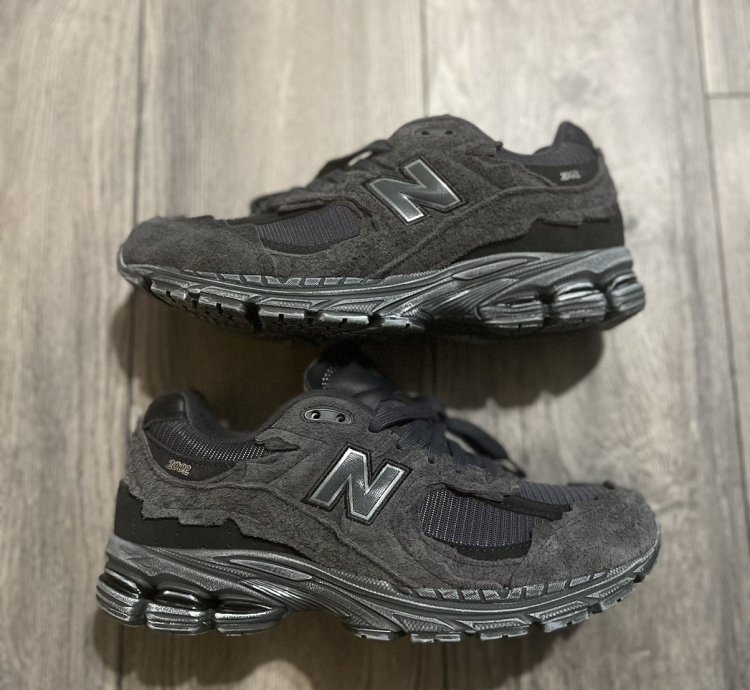New Balance 2002r Protection Pack Phantom