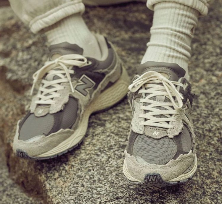 New Balance 2002r Protection Pack Rain Cloud