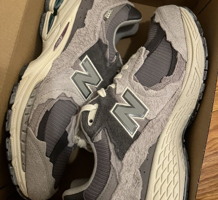 New Balance 2002r Protection Pack Rain Cloud
