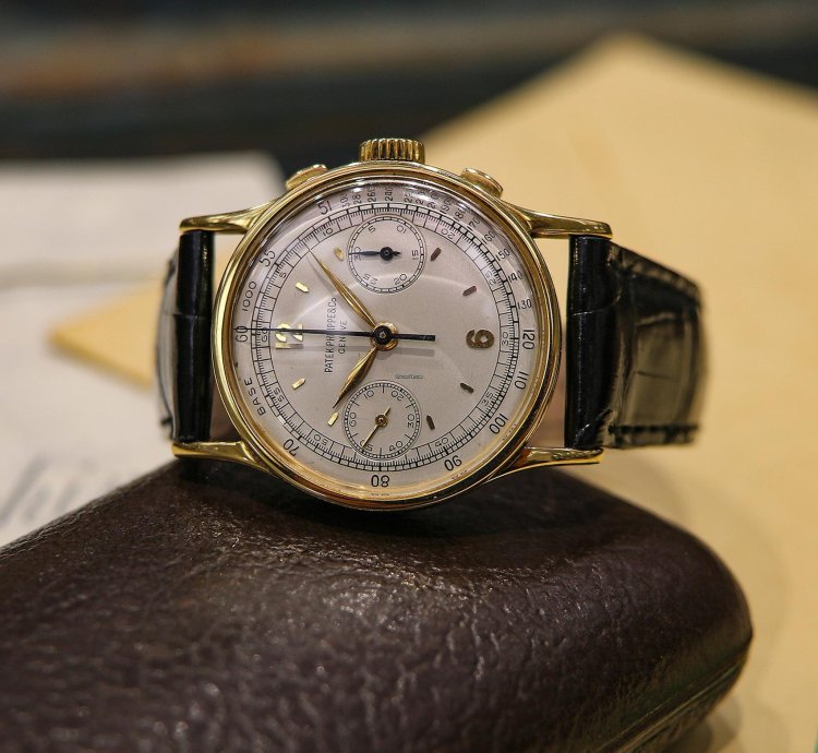Patek Philippe Vintage Chronograph Ref 533 18kt Yellow Gold Full Set 1947