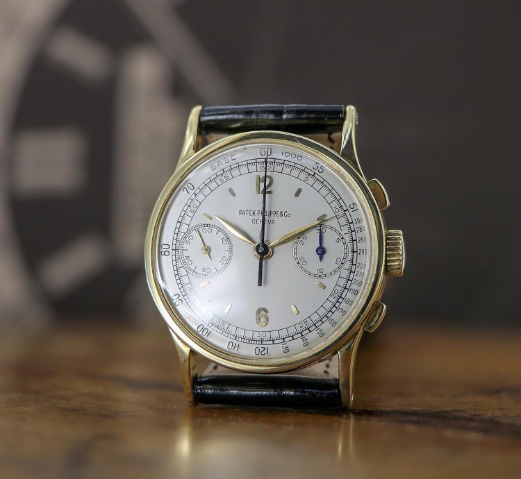 Patek Philippe Vintage Chronograph Ref 533 18kt Yellow Gold Full Set 1947