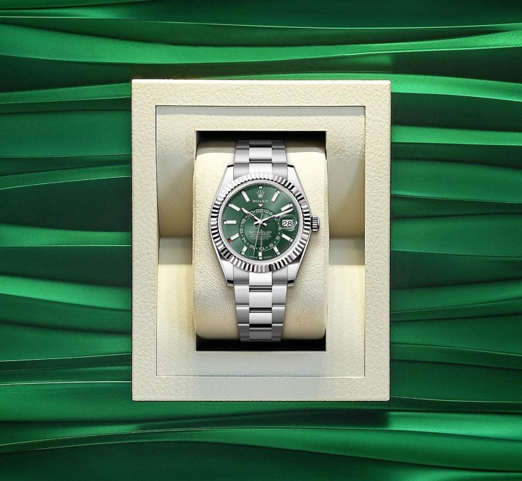 Rolex Sky-dweller Unworn 2024 Sky-dweller Green Oyster 336934-0001 Complete