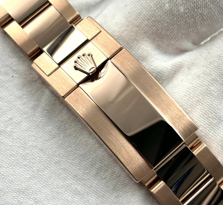 Rolex Daytona Unworn Cosmograph Daytona 40mm Black Diamond Dial Rose Gold 126505 Box Papers 2024