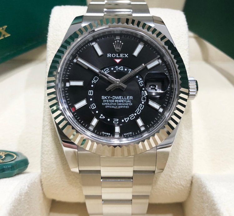 Rolex Sky-dweller Unworn 326934 Sky-dweller Black Dial Stainless Steel 42mm Oyster Bracelet