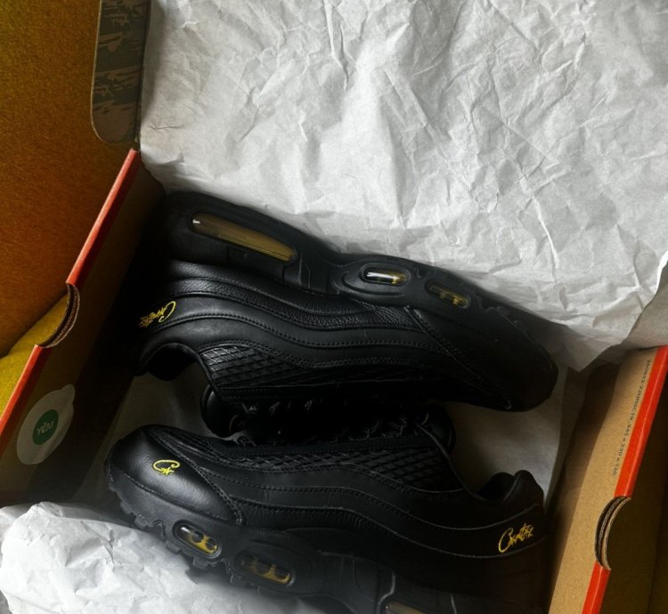 Corteiz Nike Airmax 95 Honey Black From Nyc Event