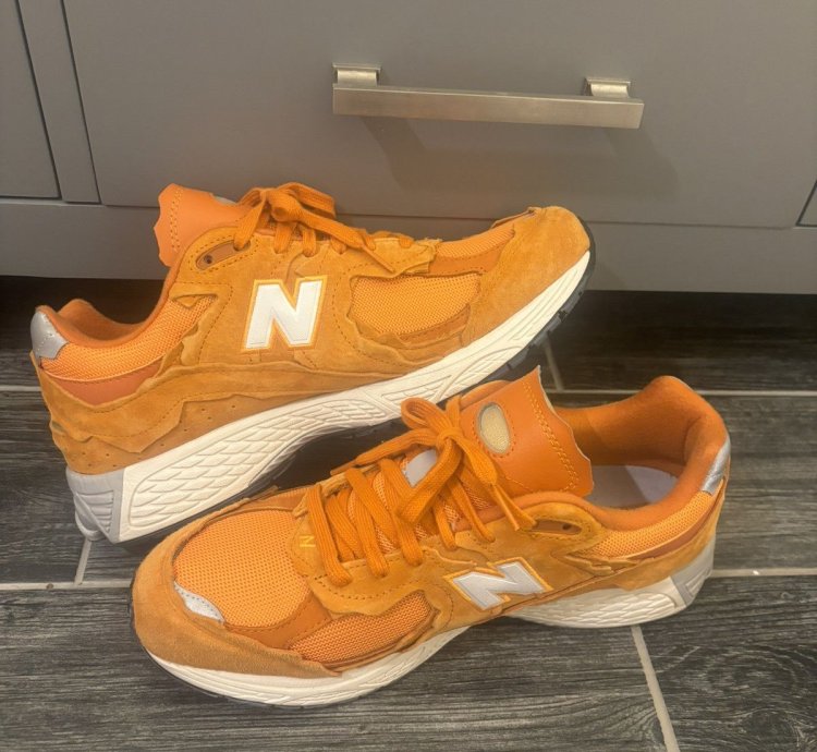 New Balance 2002r Protection Pack Vintage Orange