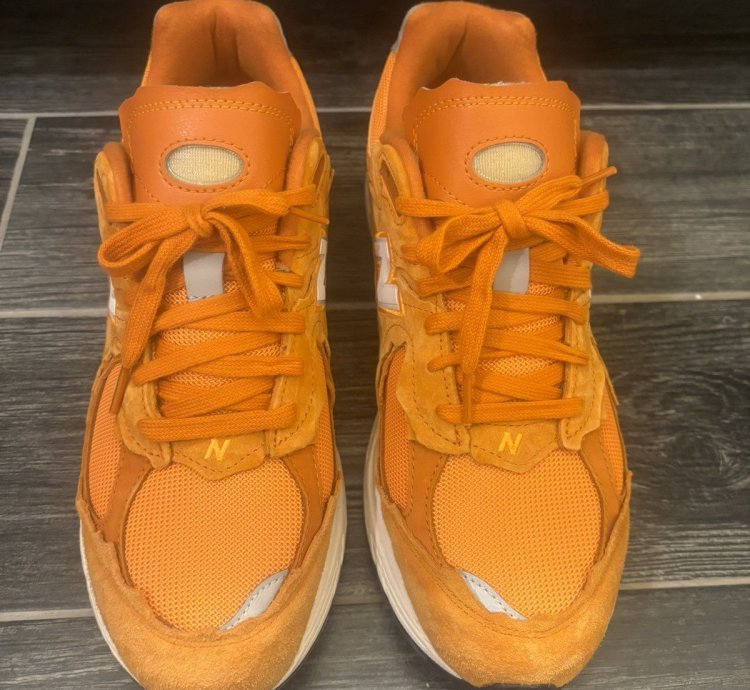 New Balance 2002r Protection Pack Vintage Orange