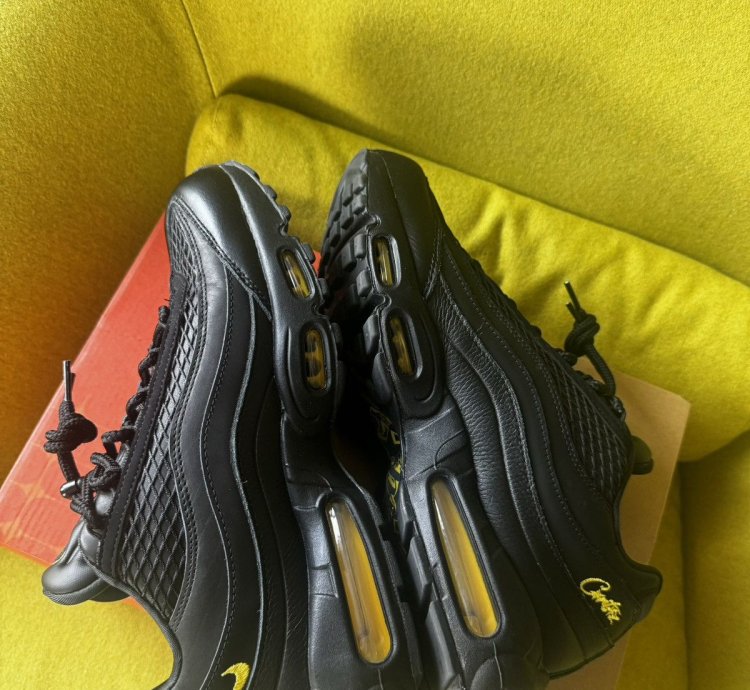 Corteiz Nike Airmax 95 Honey Black From Nyc Event