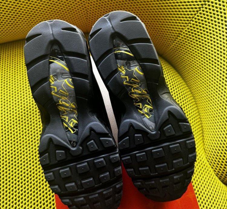 Corteiz Nike Airmax 95 Honey Black From Nyc Event