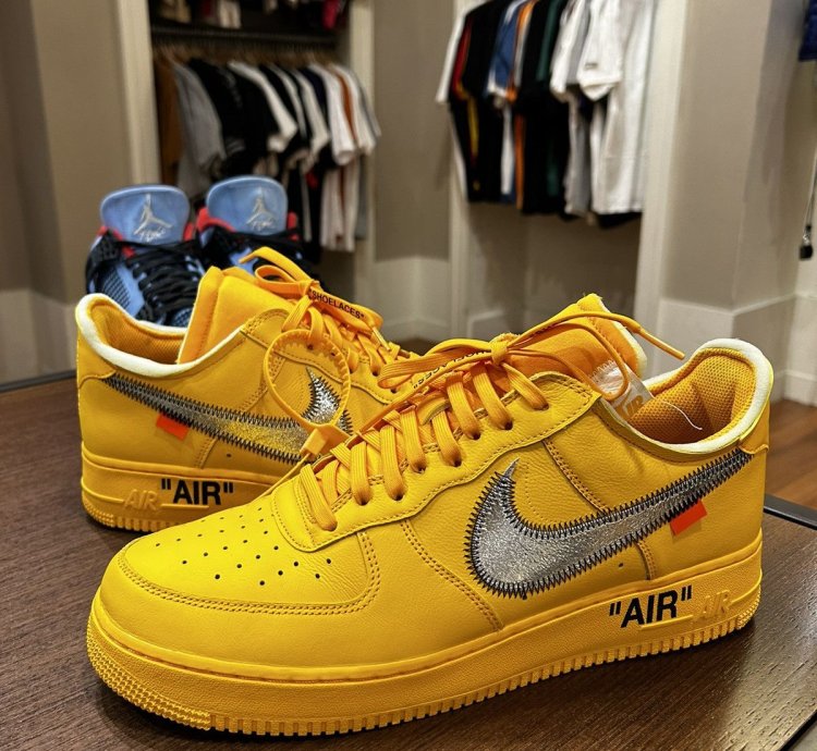 Nike Air Force 1 Low Off-white Ica University Gold