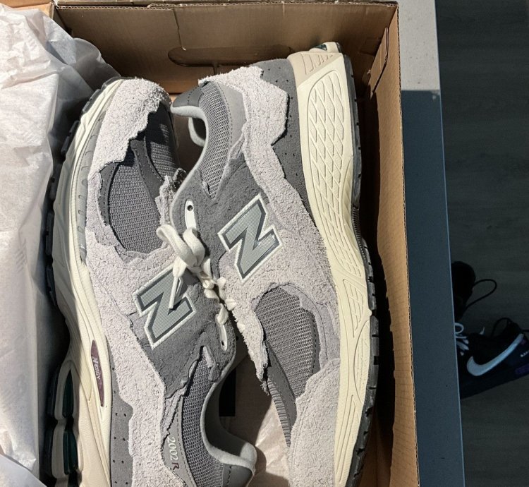 New Balance 2002r Rain Cloud