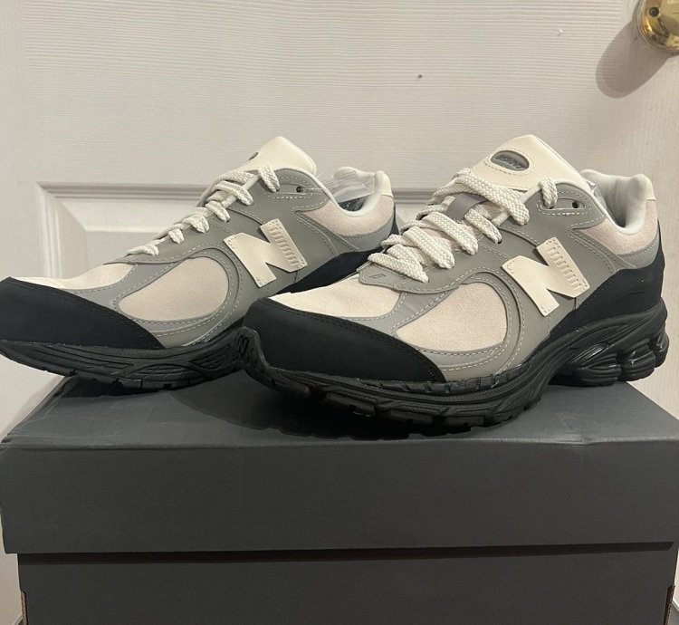 New Balance 2002r The Basement Stone Grey