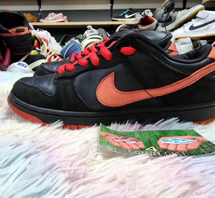Nike Sb Dunk Low Vamp Black Devil