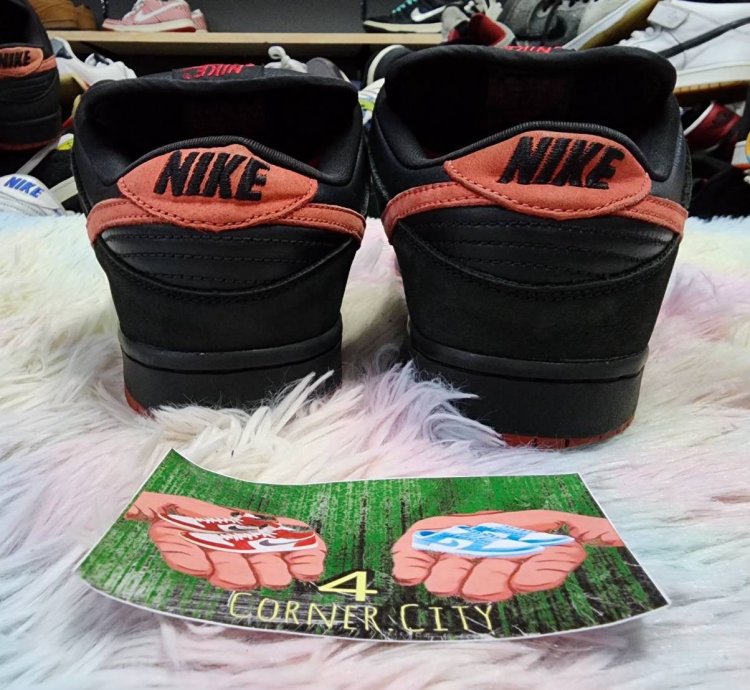 Nike Sb Dunk Low Vamp Black Devil