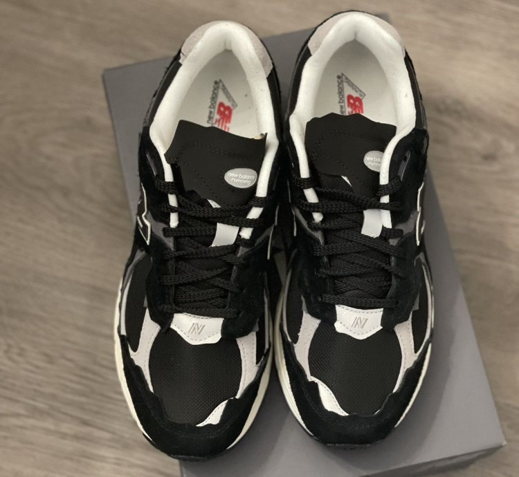 New Balance 2002rd Protection Pack Black Size 11m Brand New