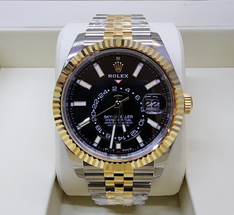 Rolex Sky-dweller Unworn Full Stickers Including Barcode New Ref 336933