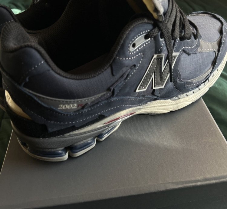New Balance 2002rd Protection Pack Eclipse