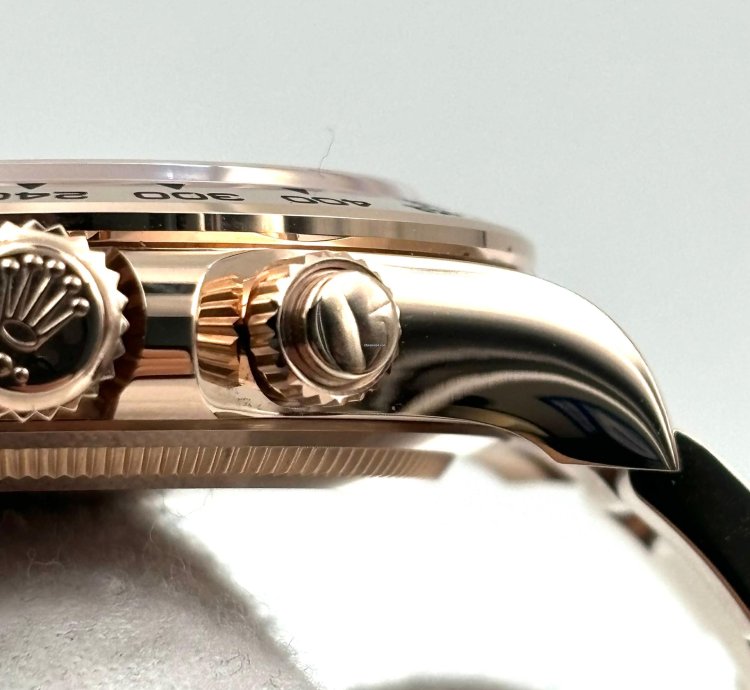 Rolex Daytona Unworn Cosmograph Daytona 40mm Sundust Dial Rose Gold Bracelet 126505 Box Papers 2024