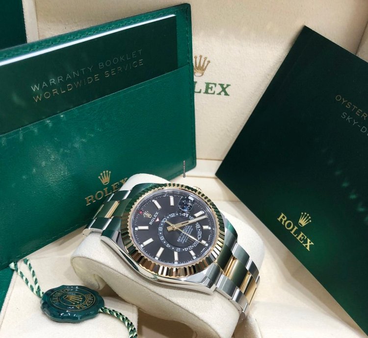 Rolex Sky-dweller Unworn Sky Dweller Two Tone Yellow 326933 Black Index Dial Oyster Bracelet