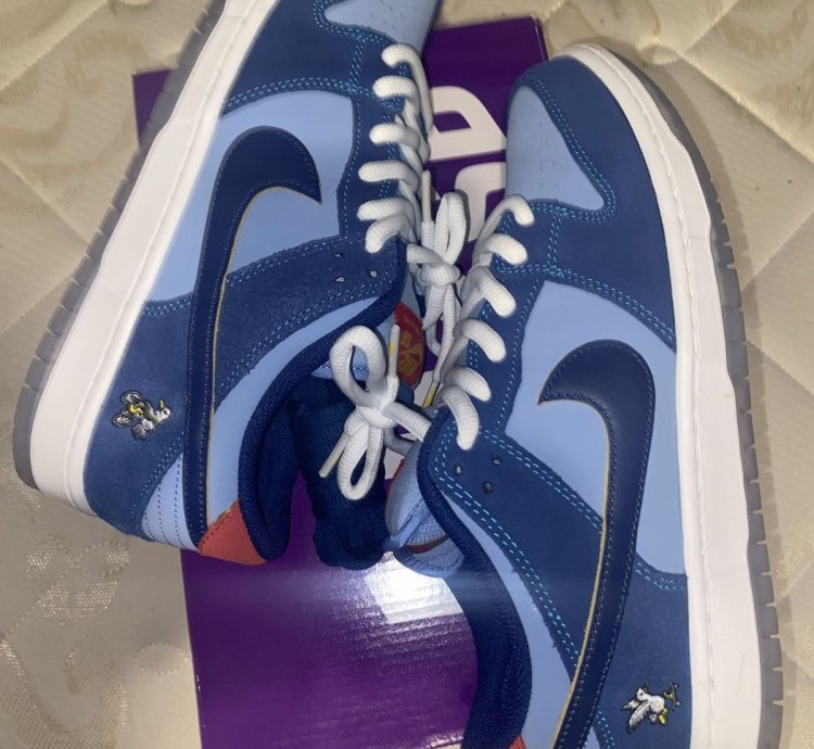 Nike Sb Dunk Low Why So Sad