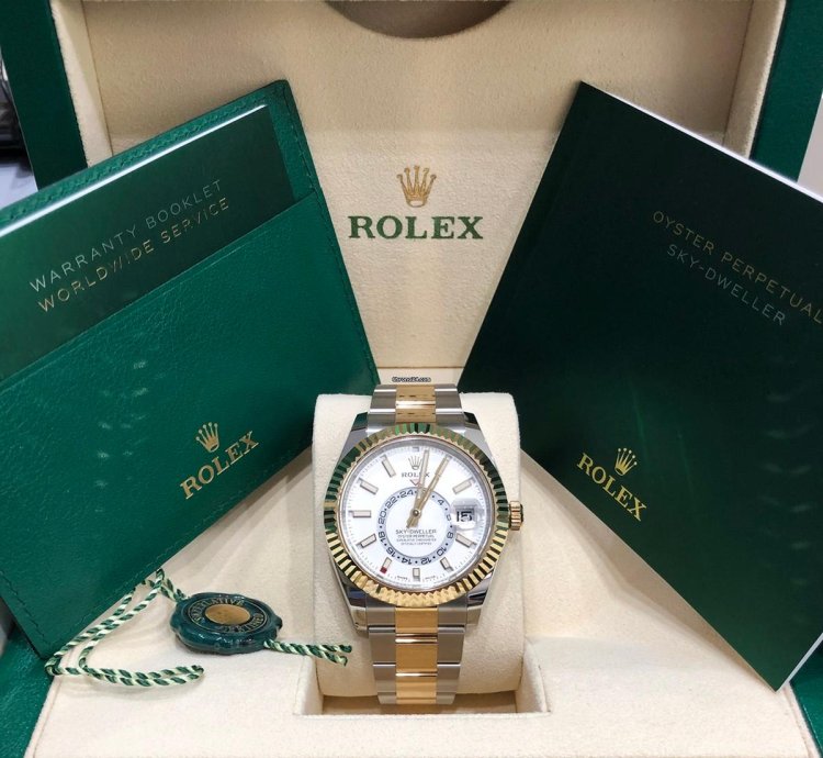 Rolex Sky-dweller Unworn Sky-dweller 326933 Oyster Bracelet 42mm White Dial Two Tone Yellow Gold