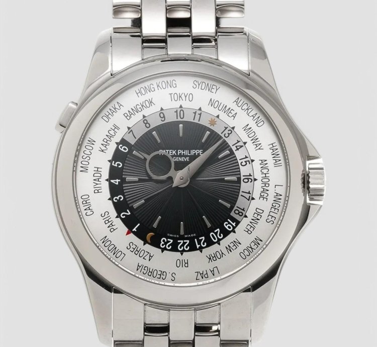 Patek Philippe World Time 5130 1g 18k White Gold 18k White Gold Bracelet Description