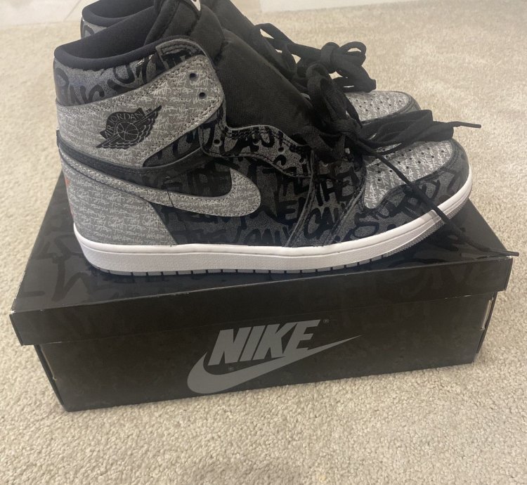 Nike Air Jordan 1
