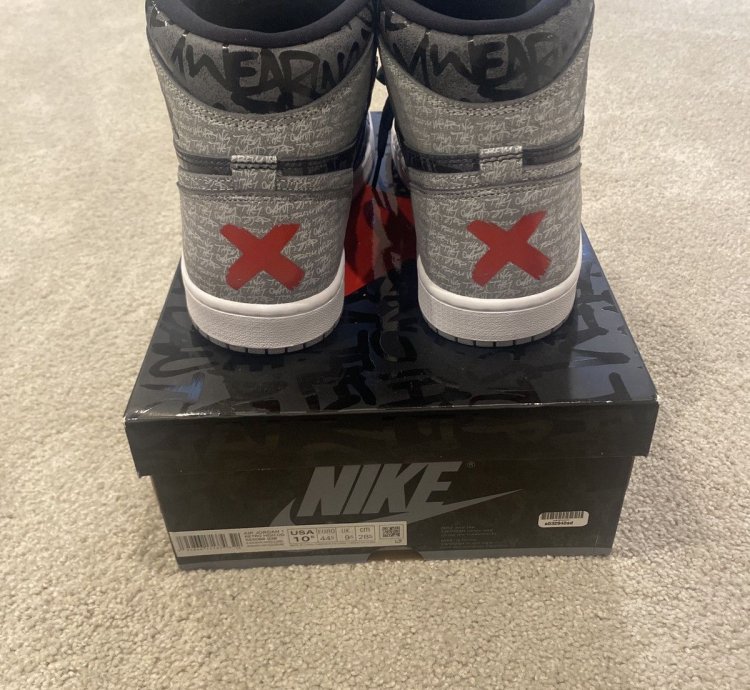Nike Air Jordan 1