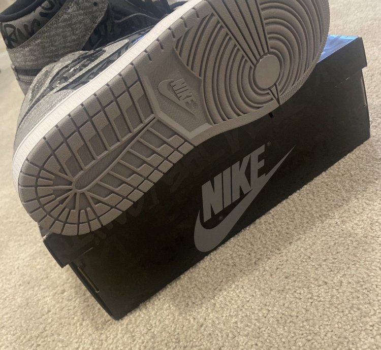 Nike Air Jordan 1