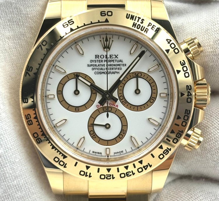 Rolex Daytona Unworn Cosmograph Daytona 40mm White Dial Yellow Gold Bracelet 126508 Box Papers 2024