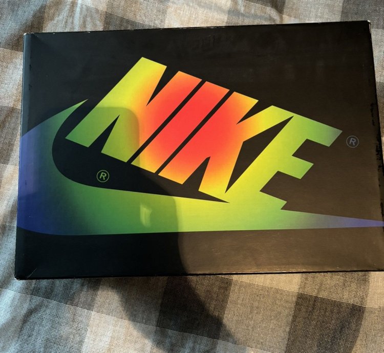 Nike Air Jordan 1 High Balvin