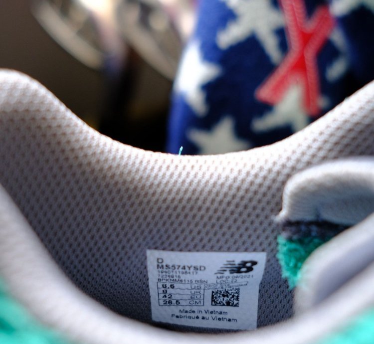 New Balance 574 Yurt