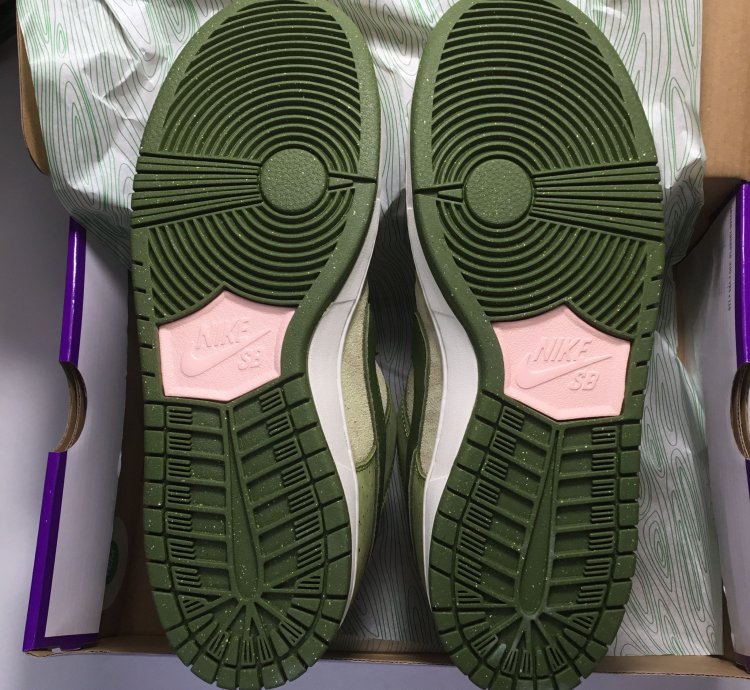 Nike Sb Dunk Low Yuto Matcha