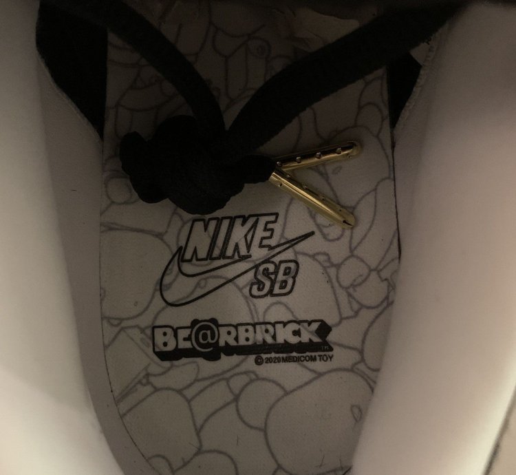 Nike Sb Dunk Lows Medicom