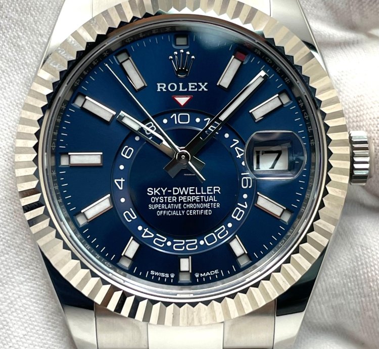 Rolex Sky-dweller Unworn Sky-dweller 42mm Blue Dial Oyster Bracelet 336934 Box Papers 2024