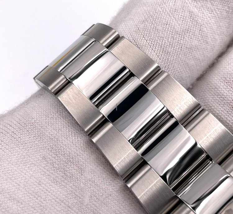 Rolex Sky-dweller Unworn Sky-dweller 42mm Blue Dial Oyster Bracelet 336934 Box Papers 2024