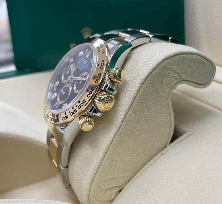 Rolex Daytona Unworn Daytona 116503 40mm Two Tone Yellow Gold Black Diamond Dial Complete Set