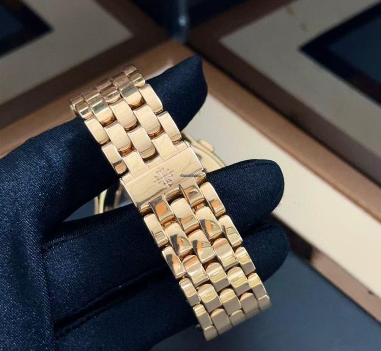 Patek Philippe World Time 5130 1r-010
