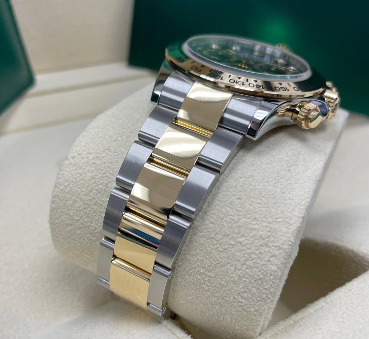 Rolex Daytona Unworn Daytona 116503 40mm Two Tone Yellow Gold Black Diamond Dial Complete Set