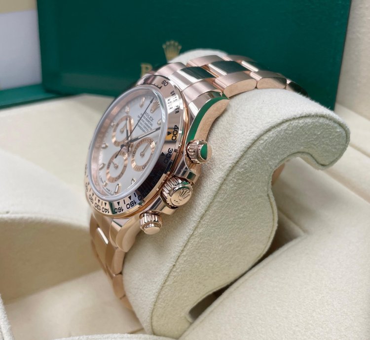 Rolex Daytona Unworn Daytona 116505 Ivory White Dial 18k Rose Gold Oyster Bracelet 40mm