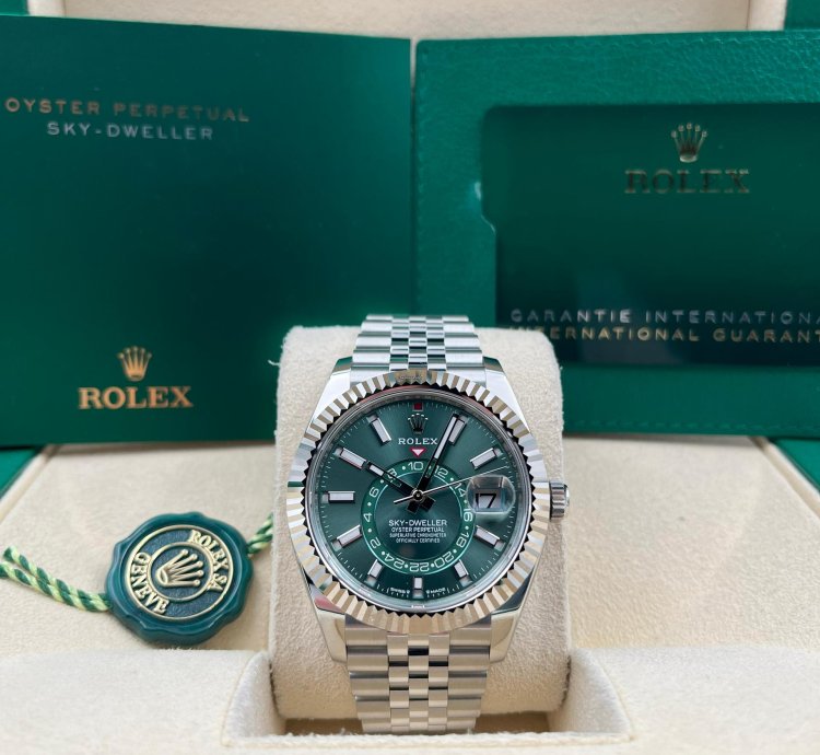 Rolex Sky-dweller Unworn Sky-dweller 42mm Green Dial Jubilee Bracelet 336934 Box Papers 2025