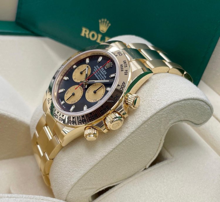 Rolex Daytona Unworn Daytona 116508 Paul Newman Dial 18k Yellow Gold Oyster Bracelet 40mm
